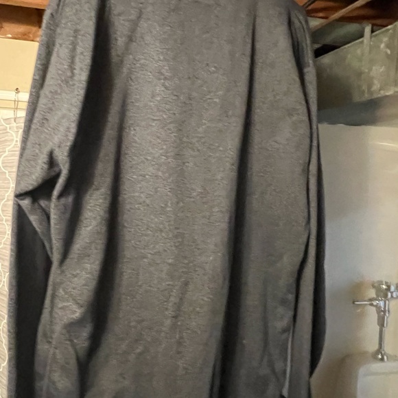 Advocare pullover 1/4 zip. - Picture 3 of 3